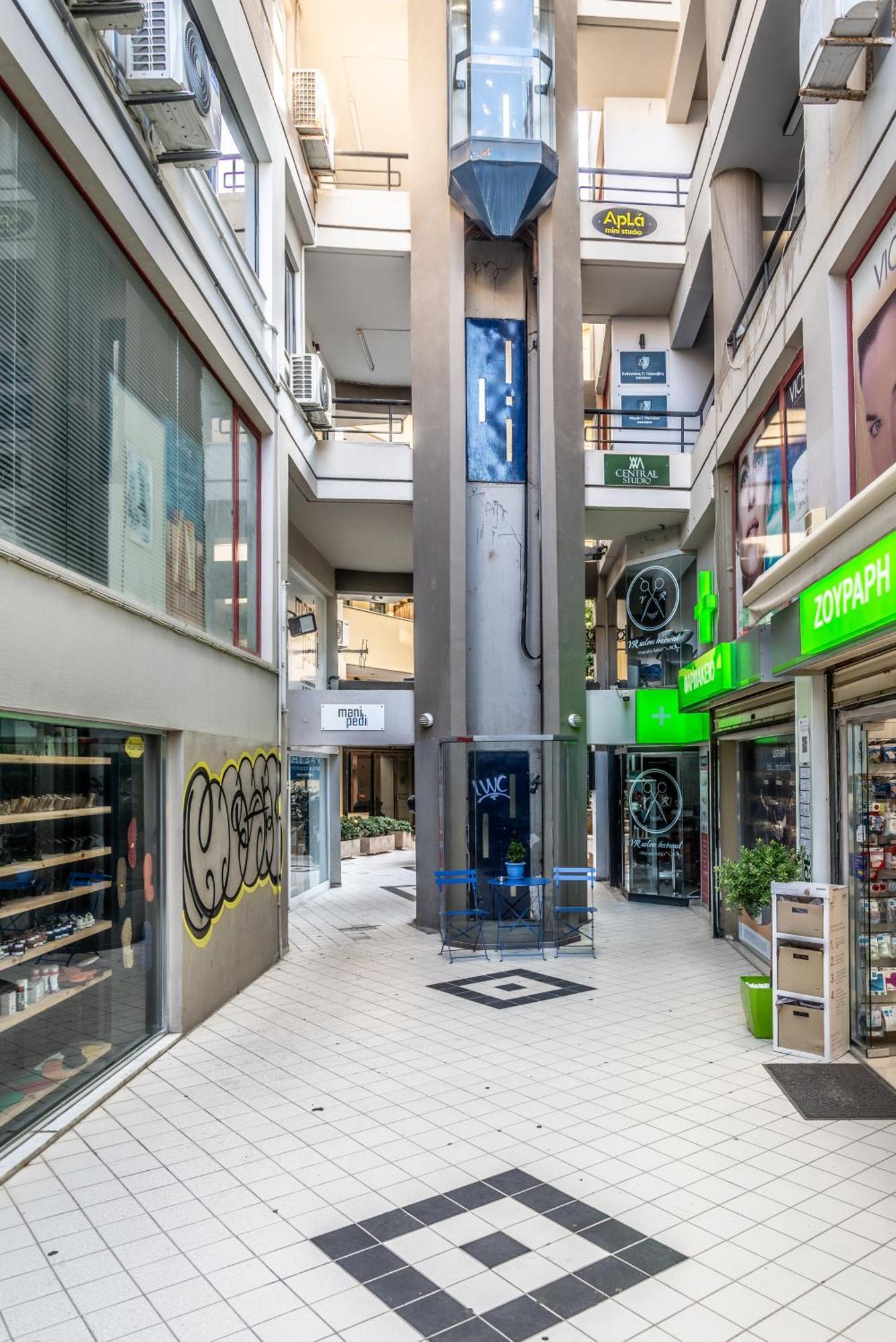 Apla Mini Studio In Downtown Ираклио Екстериор снимка